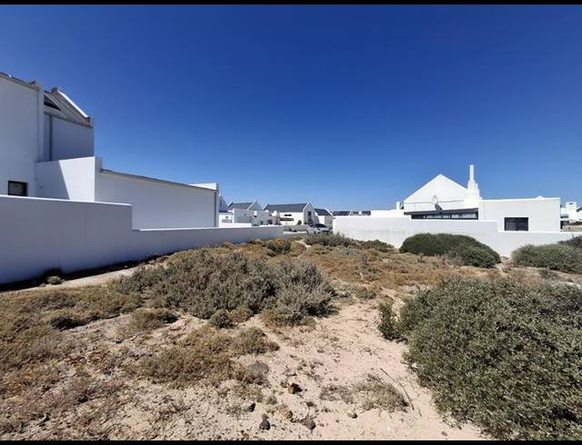 LAND FOR SALE IN BRITANNIA BAY